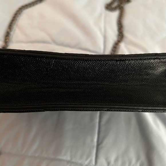Black Chevron Crossbody Bag - Picture 4 of 7